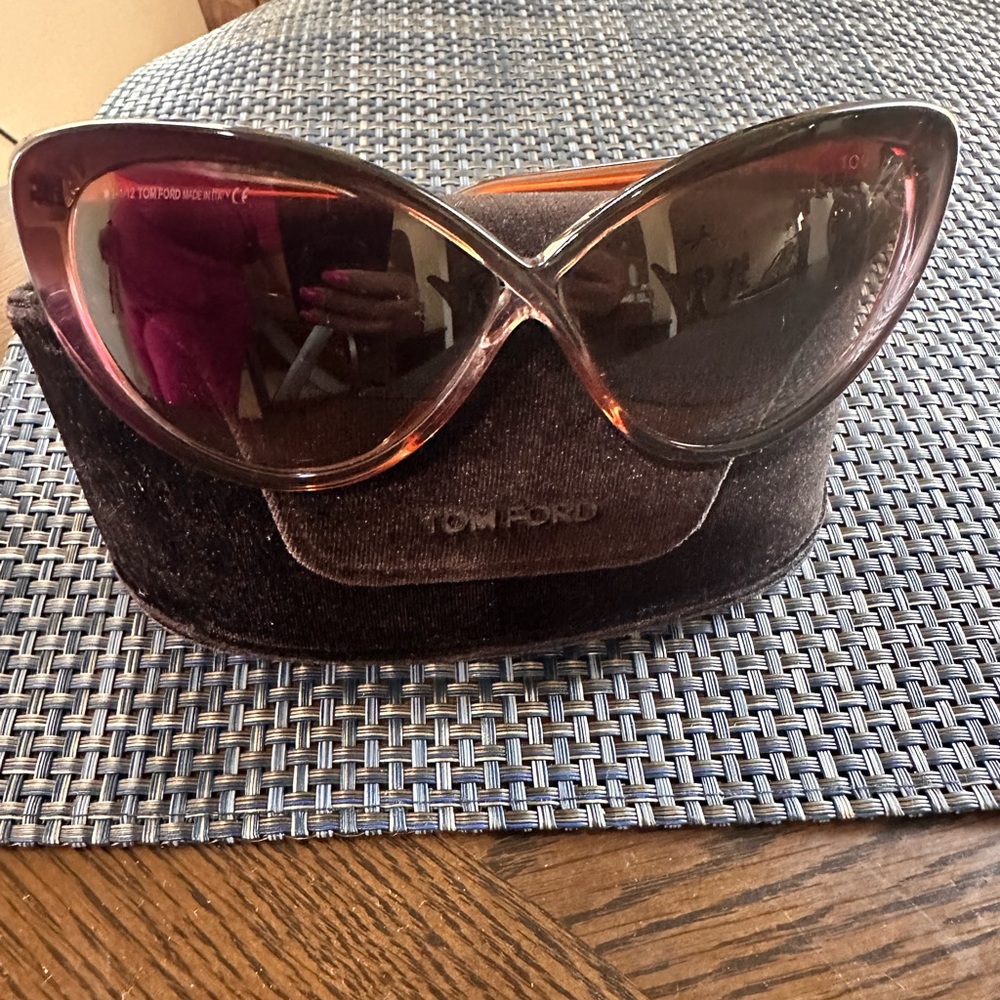 Tom Ford Rose-Tinted Sunglasses